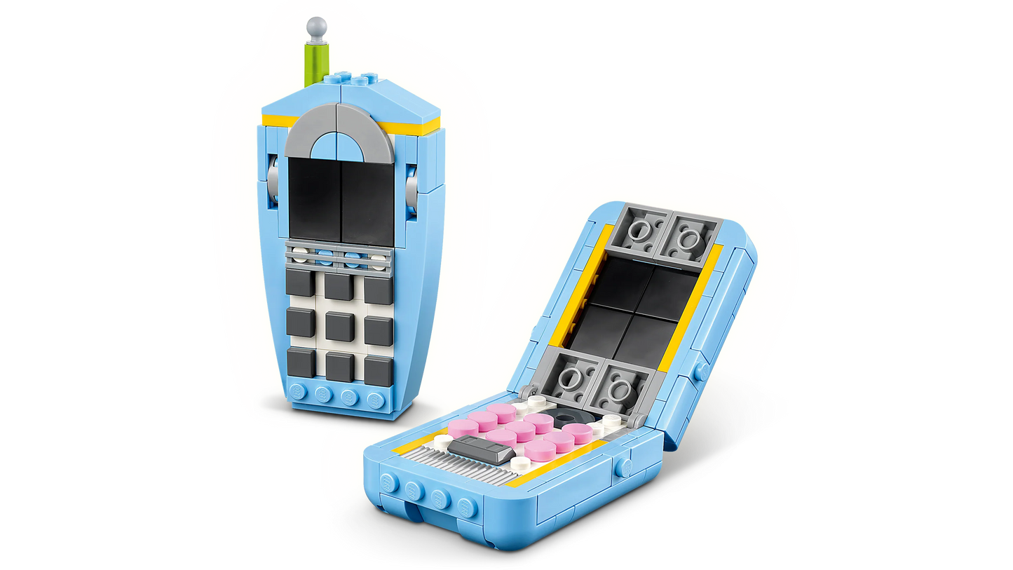 Creator 3in1 Retro Telephone Nostalgic and Vintage Toy Phones 31174 Building Kit
