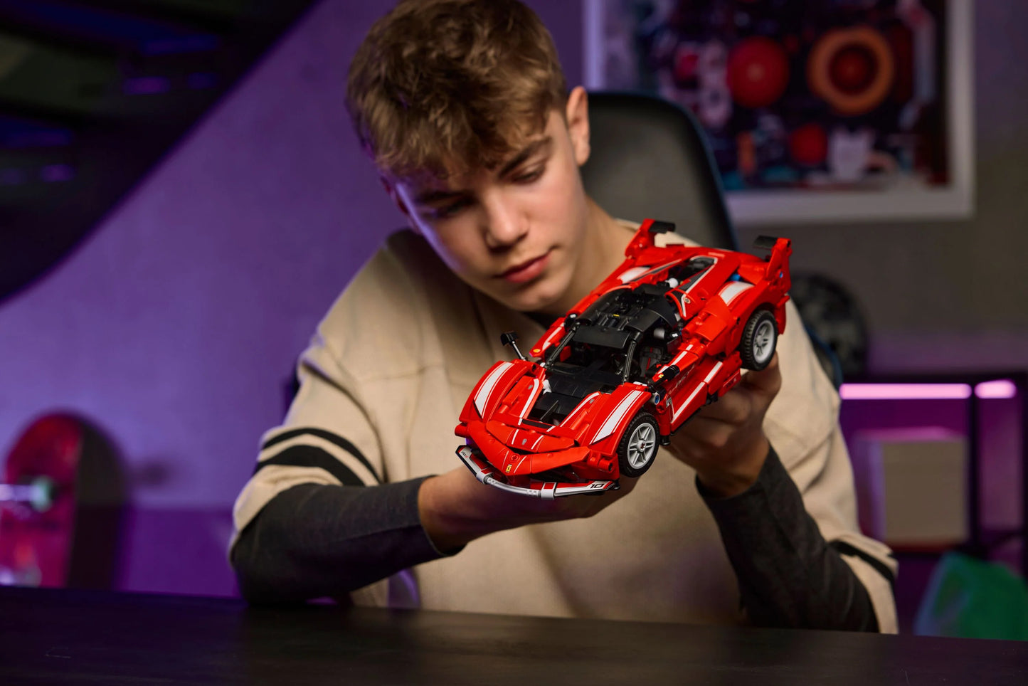 Technic Ferrari FXX K Model Car Kit STEM 42212 Building Kit