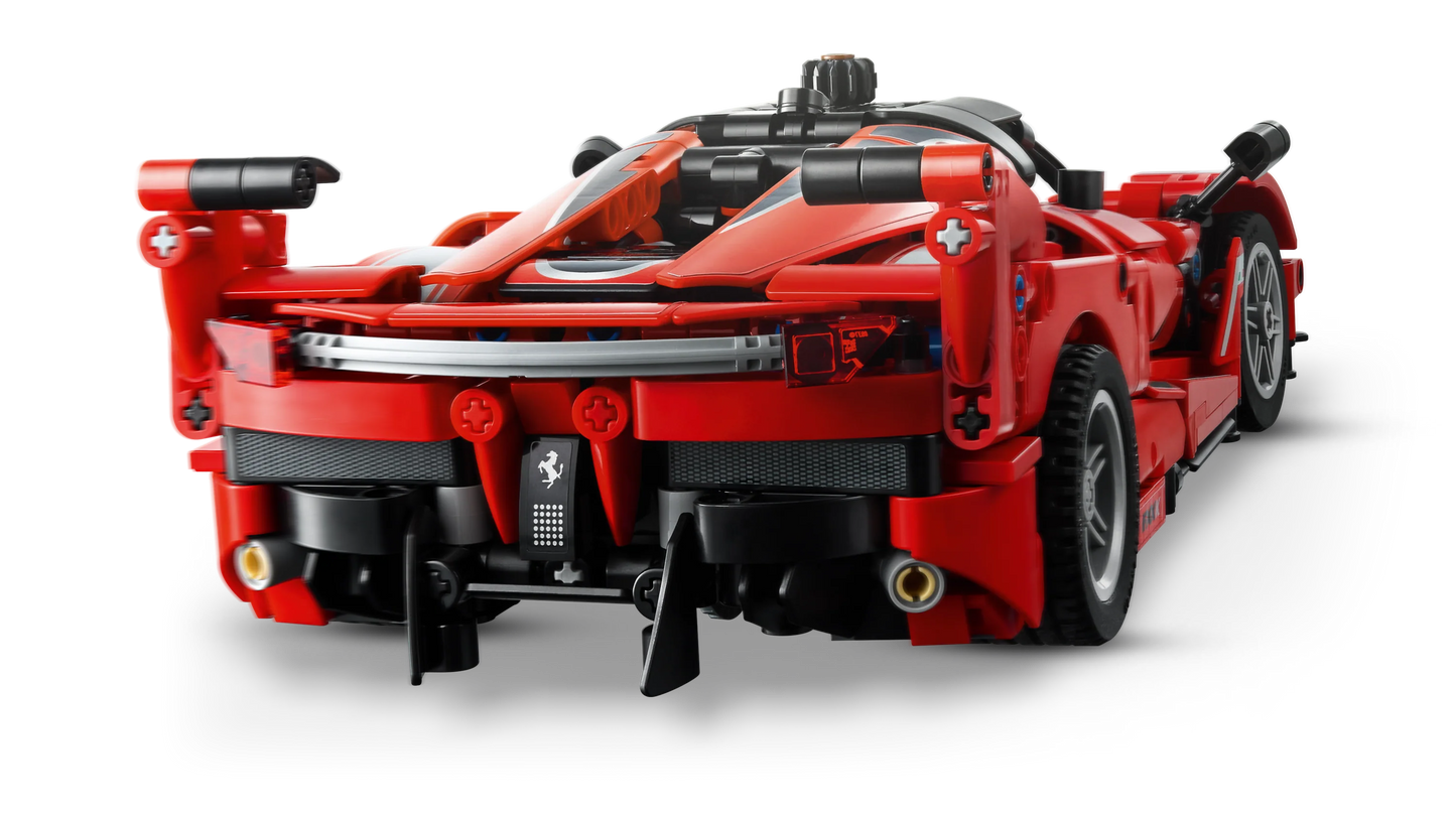 Technic Ferrari FXX K Model Car Kit STEM 42212 Building Kit