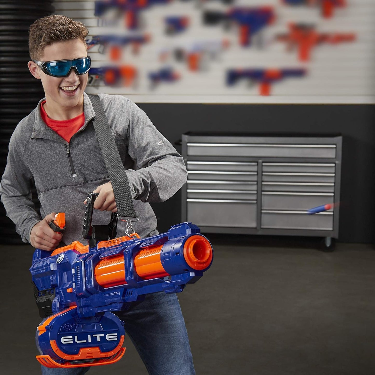 Nerf Elite Titan CS-50 Toy Blaster, Fully Motorized, 50-Dart Drum