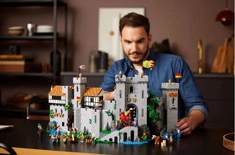 LEGO Lion Knights' Castle 10305 Building Kit (4|514 Pieces)|Multicolor