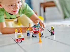 LEGO City Fire Station&Fire Engine 60375 Building Toy Set (153 Pcs),Multicolor