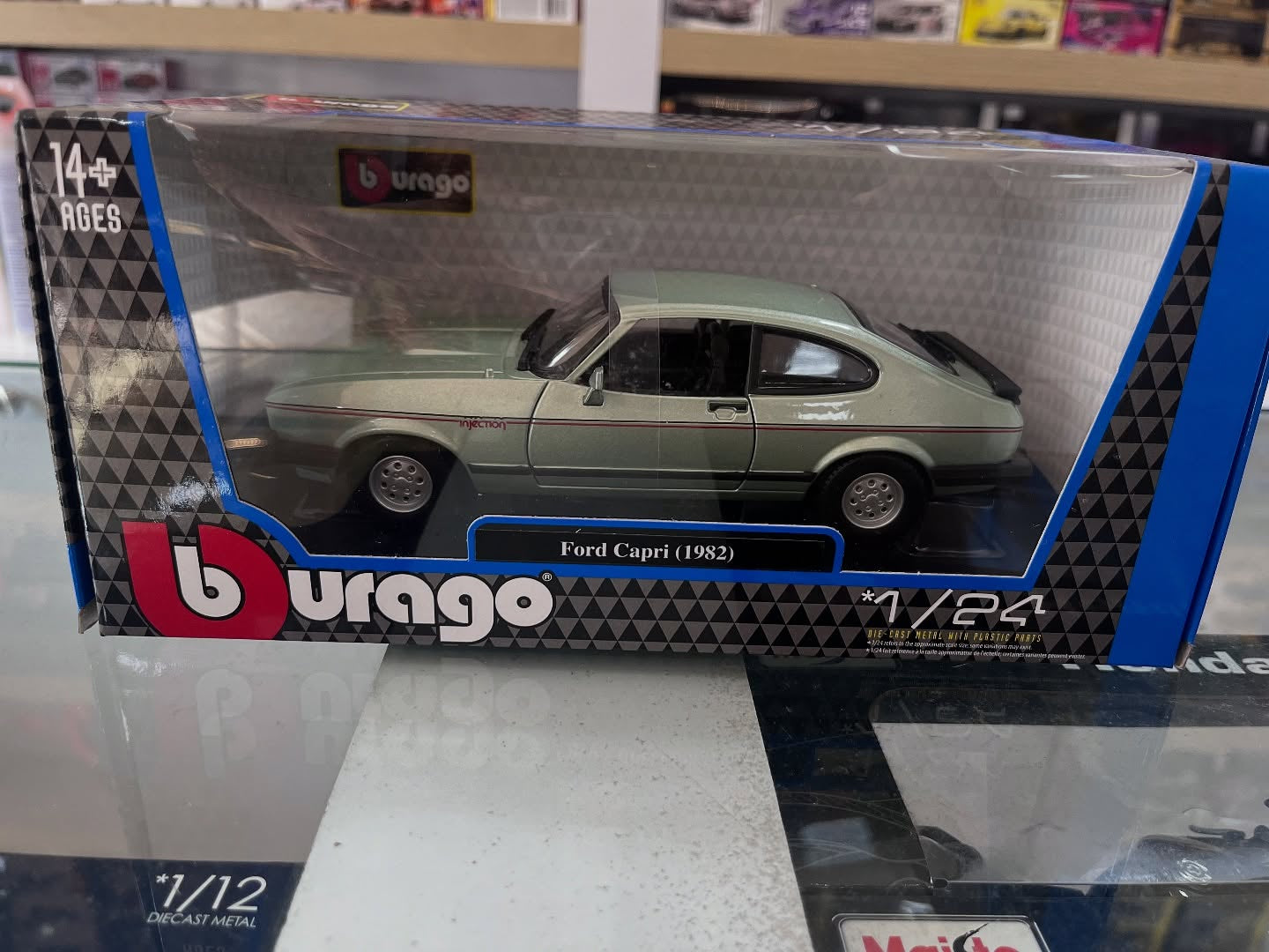 Bburago - 1/24 Ford Capri 1600 GT 1982