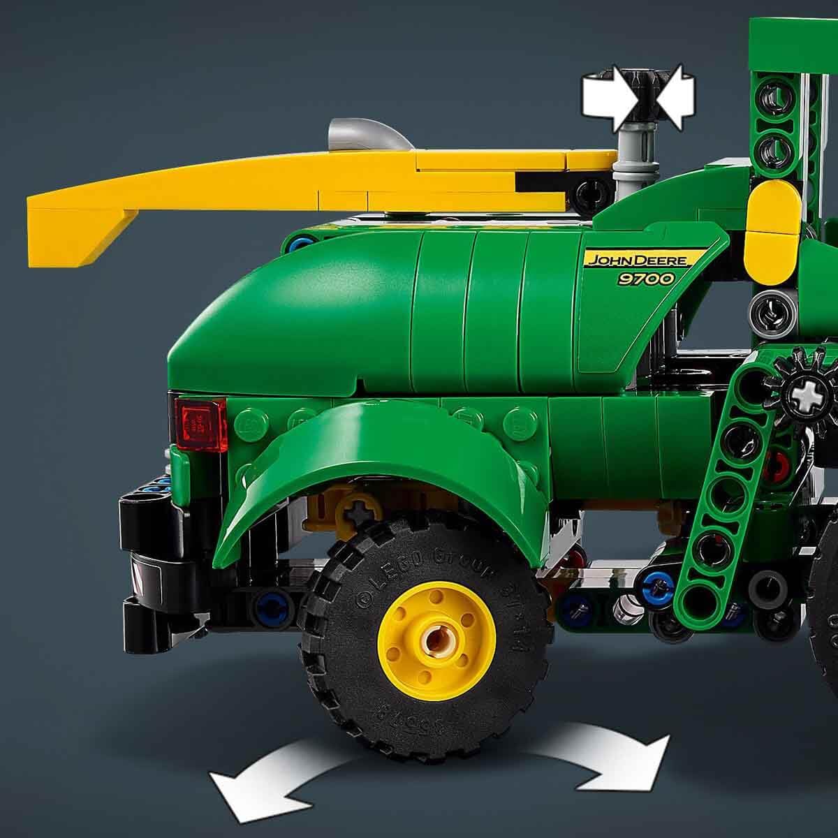 LEGO Technic John Deere 9700 Forage Harvester 42168 (559 Pieces)