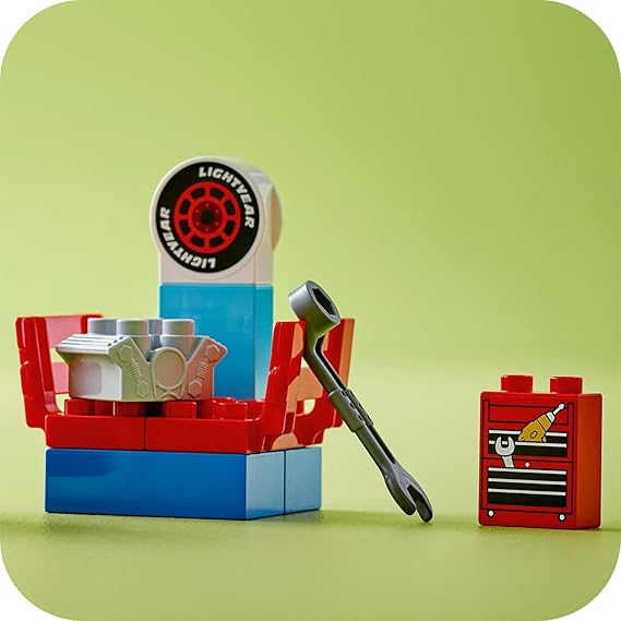 LEGO DUPLO | Disney and Pixar’s Cars Mack at The Race 10417