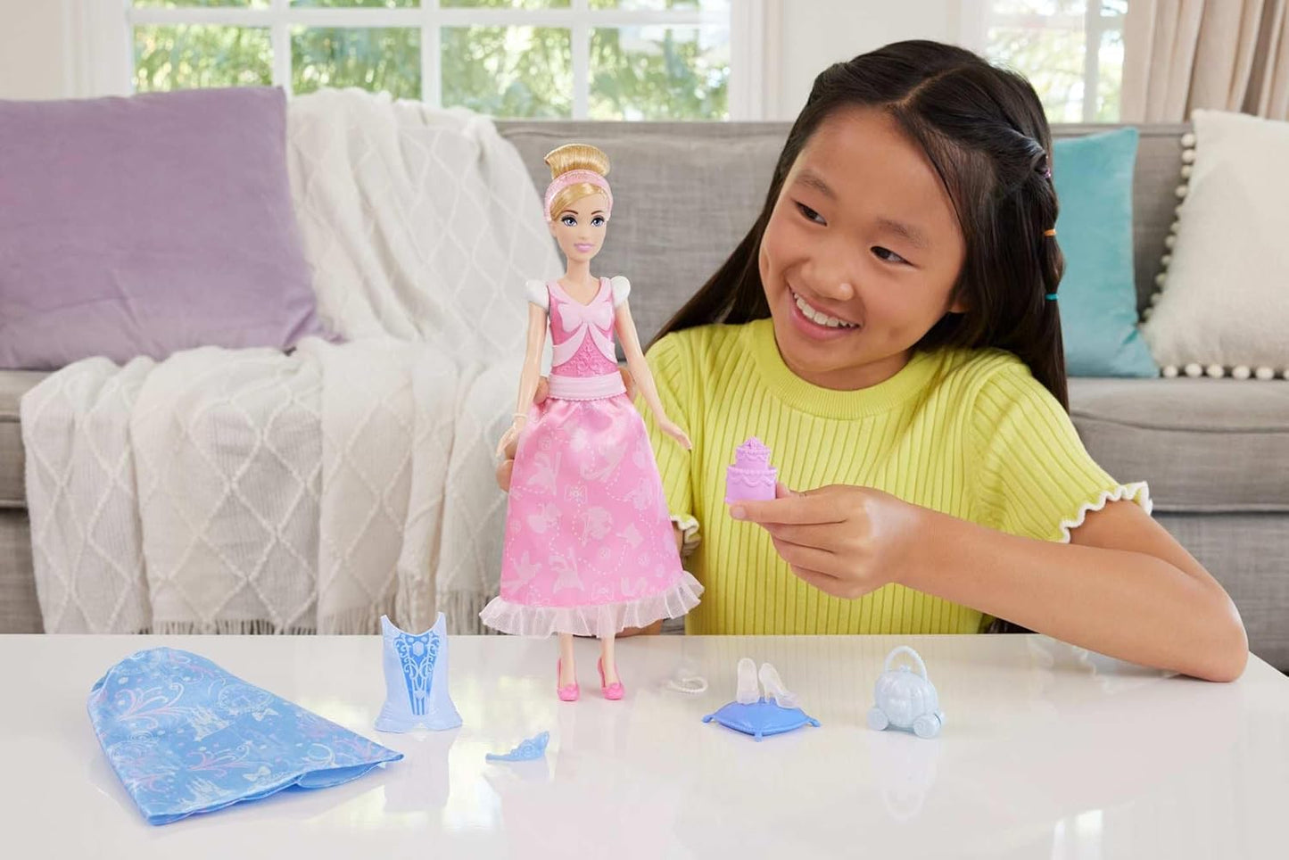 Disney Princess 2-in-1 Stories Cinderella Fashion Doll with 2 Snap-On Bodices, 2 Skirts & 9 Accessories JCR95