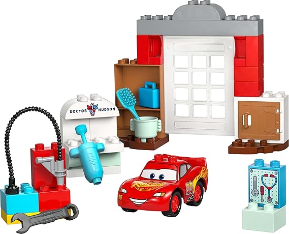 LEGO DUPLO│Disney and Pixar Cars McQueen’s Visit to Doc’s Garage 10456