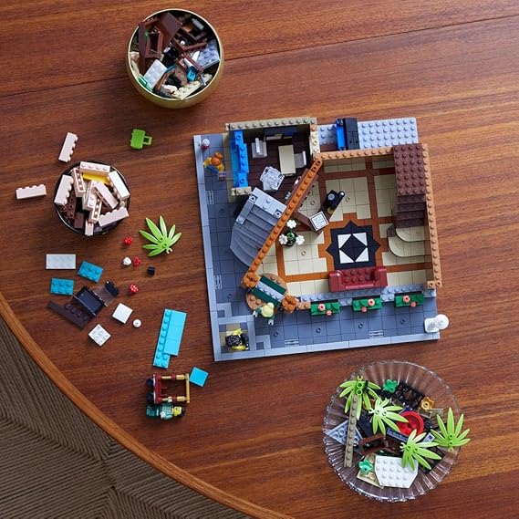 LEGO Boutique Hotel 10297