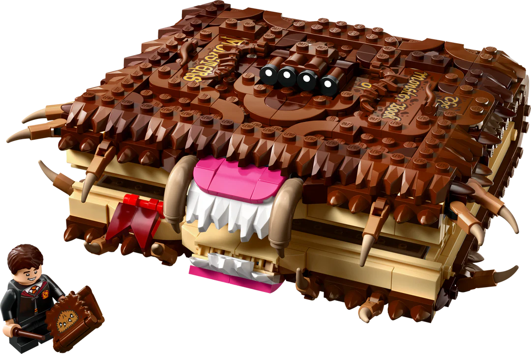 LEGO Harry Potter TM Chomping Monster Book of Monsters 76449