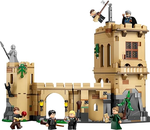 LEGO Hogwarts Castle: Flying Lessons 76447