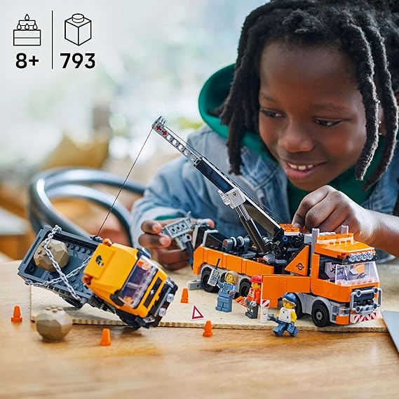 LEGO City Heavy-Duty Recovery Tow Truck with Crane Toy Construction Kit 60467