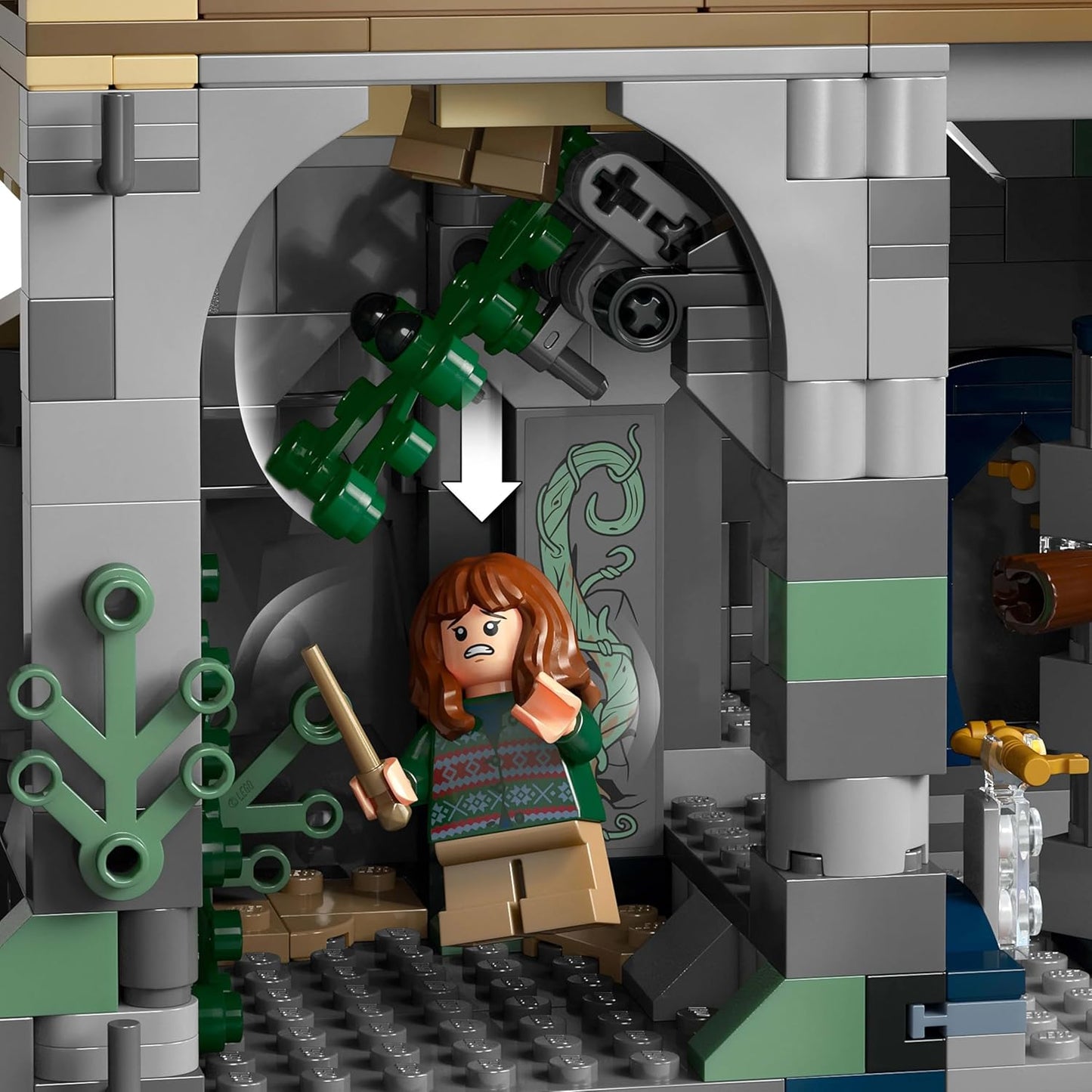 LEGO Harry Potter Hogwarts Castle: The Main Tower Set, Wizard Gift 76454