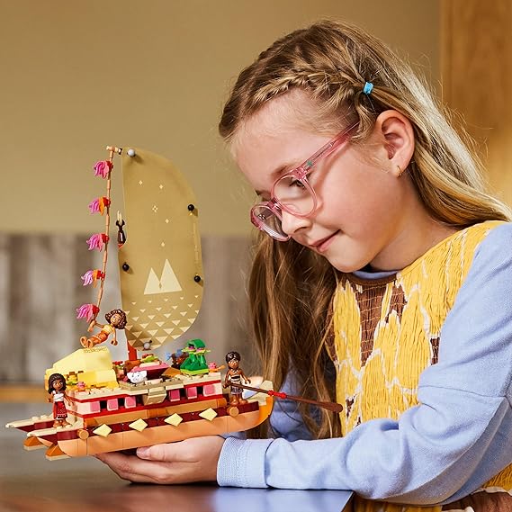 LEGO ǀ Disney Moana’s Adventure Canoe Fantasy Toy Model Kit 43270