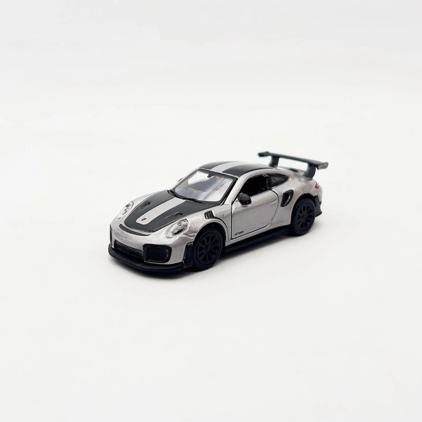 Porsche 911 GT2 RS – Silver Metallic w/ Carbon Stripes | Speed Icons Series 1:64 Diecast Model