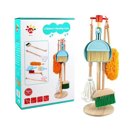 WOODEN CLEANING SET