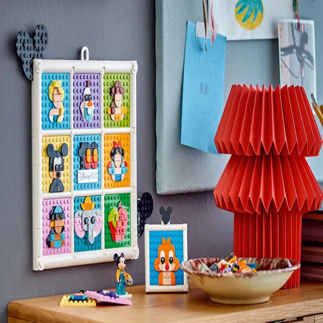 LEGO 43221 Disney 100 Years of Disney Animation Icons