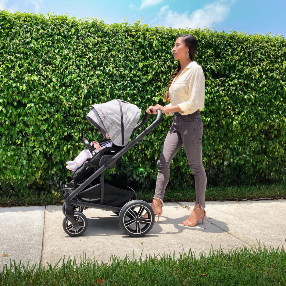 Nuna Mixx Next Compact Stroller