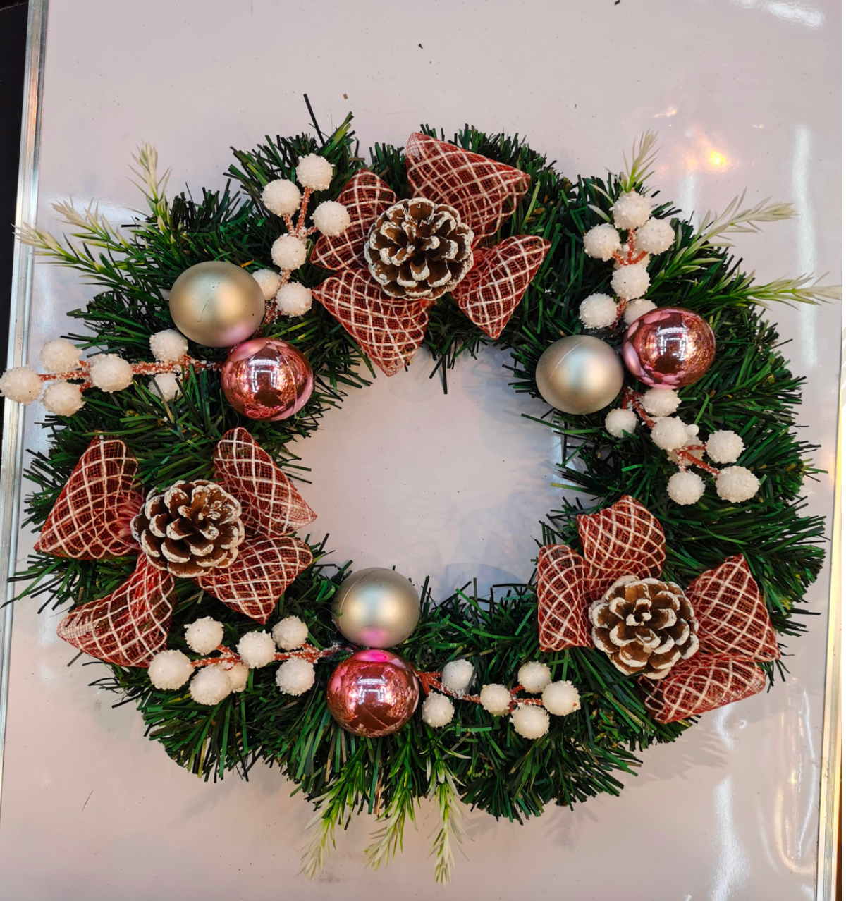 DECORATED WREATH 30 CM
