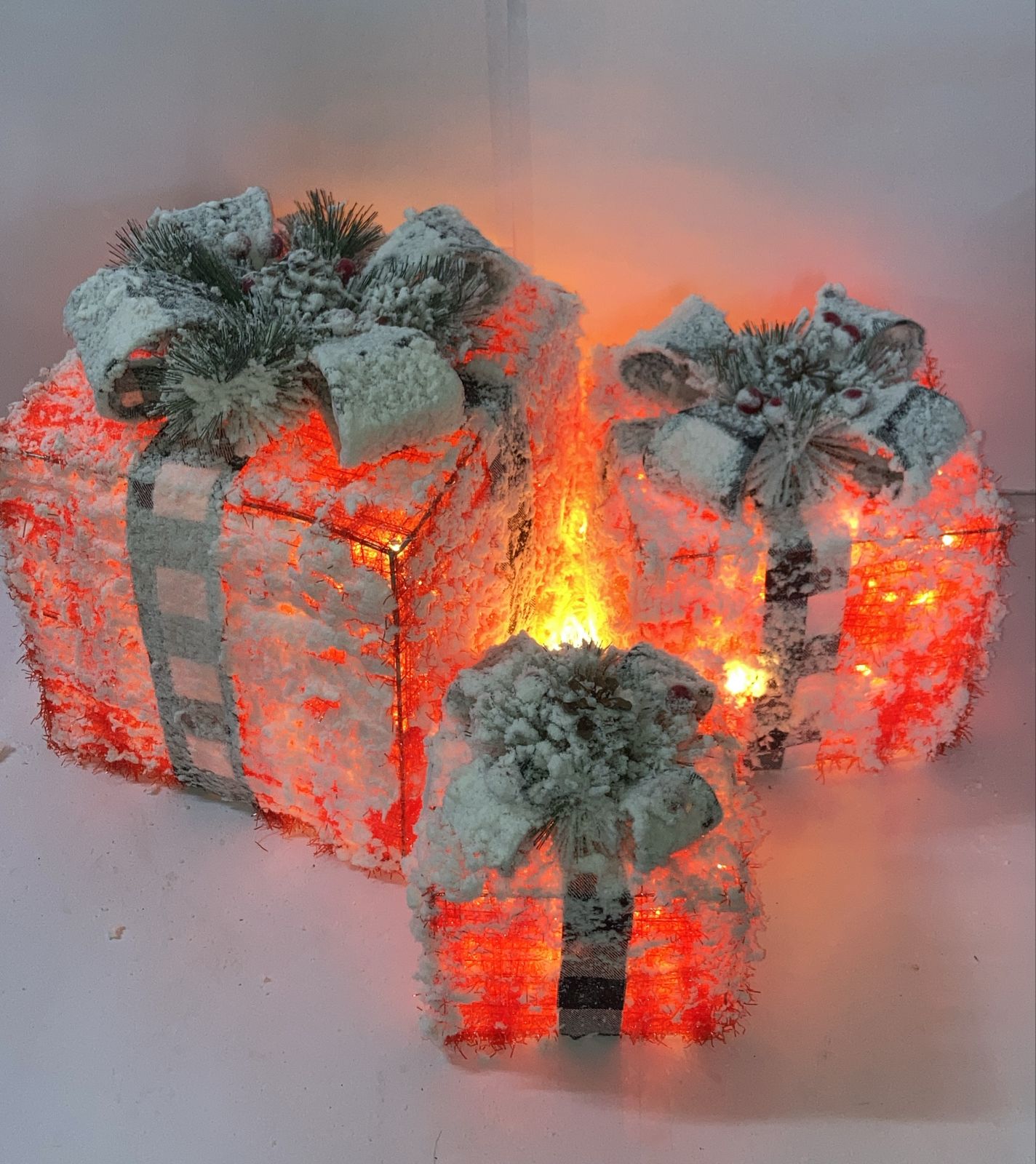 Snow Frost 3 Piece LED Gift Box Set