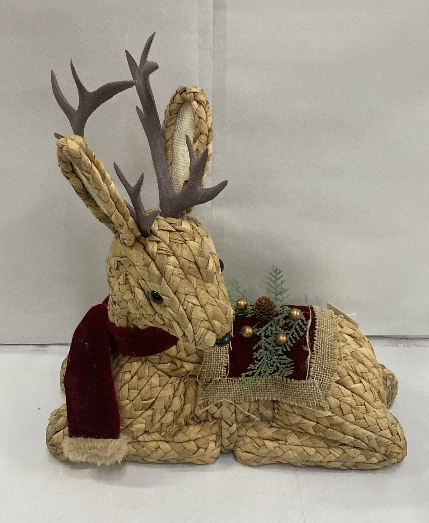 Charming Handmade Straw Reindeer with Winter Scarf and Pine Accents – Rustic Christmas Decor for Warm Festive Spaces ( 33*14*38 )
