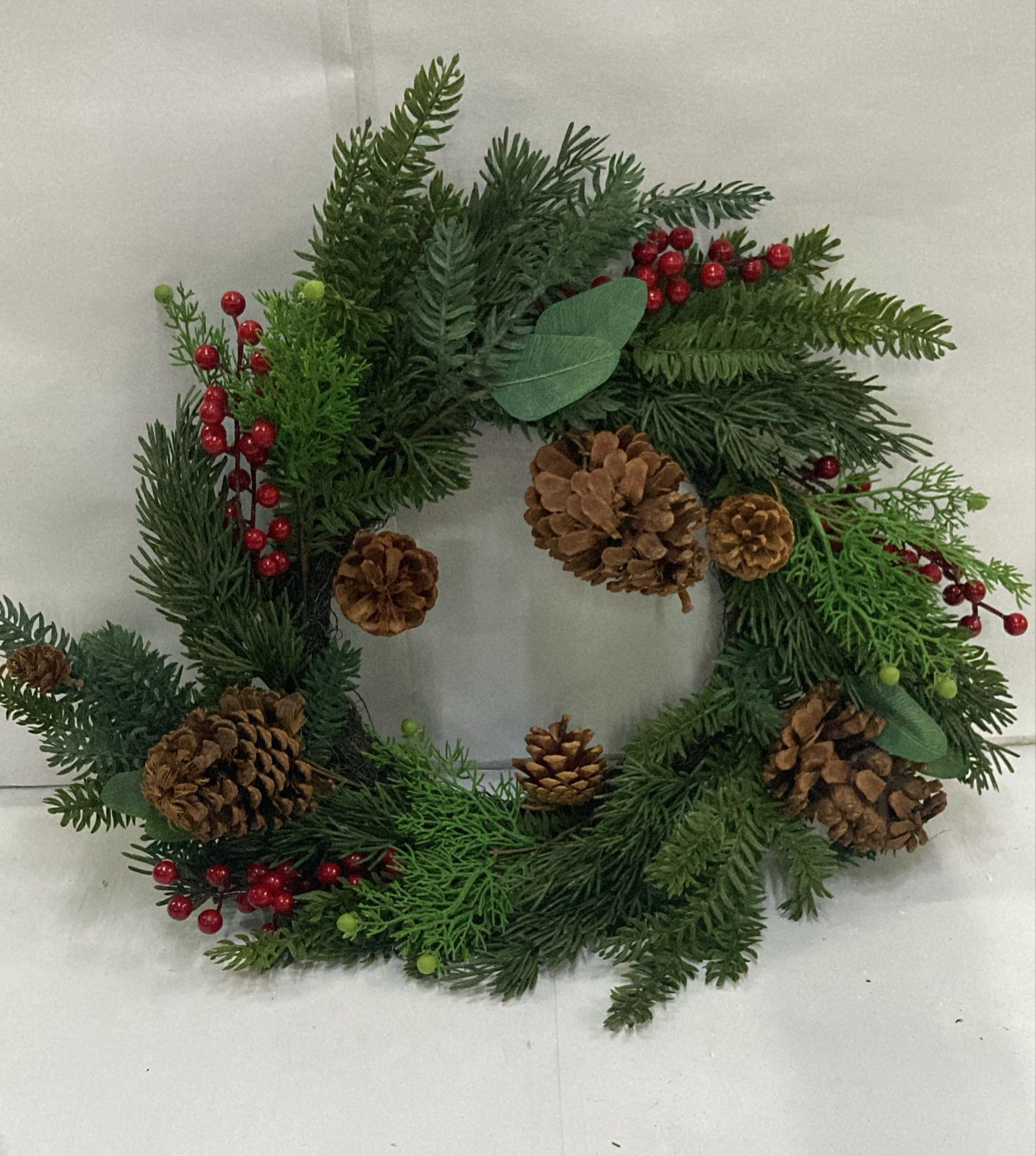 Elegant Decorated Christmas Wreath – Premium Seasonal Ornaments for a Classic Holiday Look ( STYLE 7)