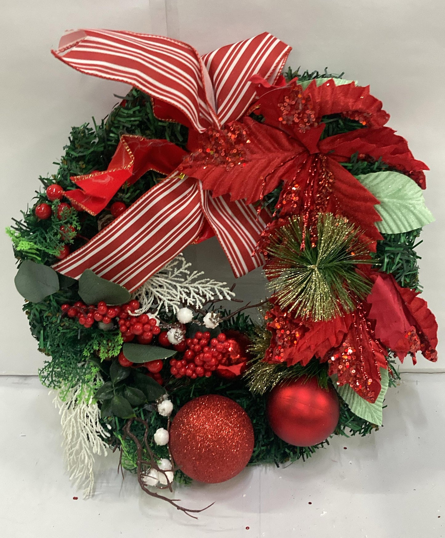 Elegant Decorated Christmas Wreath – Premium Seasonal Ornaments for a Classic Holiday Look ( STYLE 2)