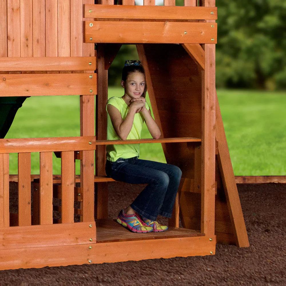 Hill Crest Play Tower (incl. swings)
