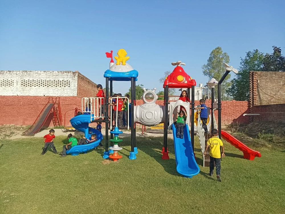 Space Mega Play Yard