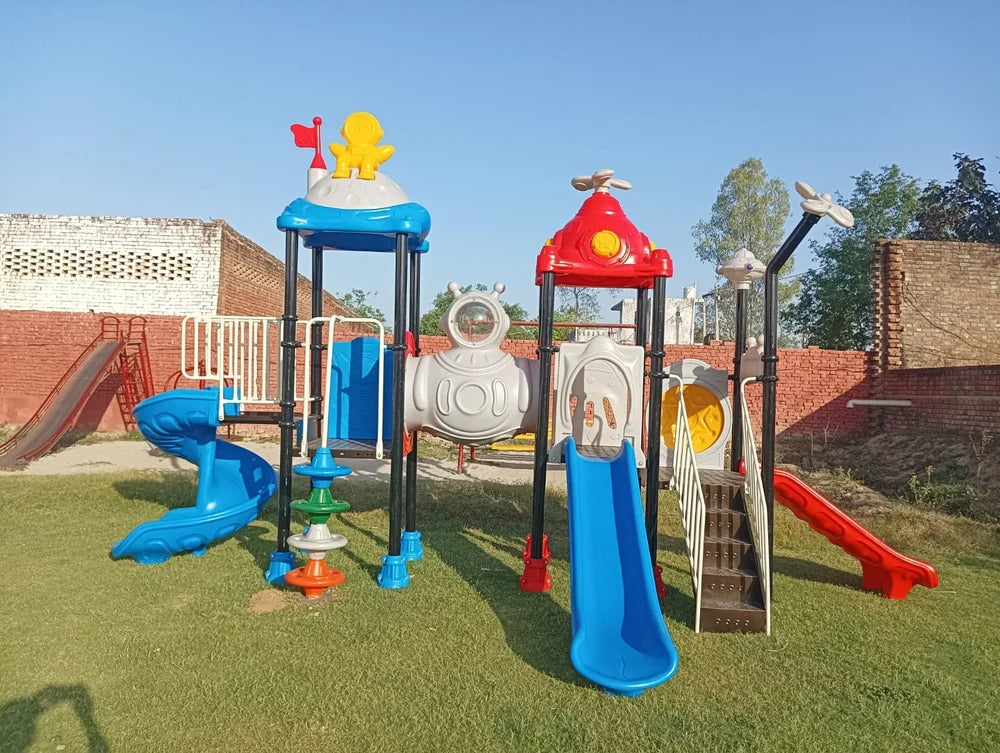 Space Mega Play Yard
