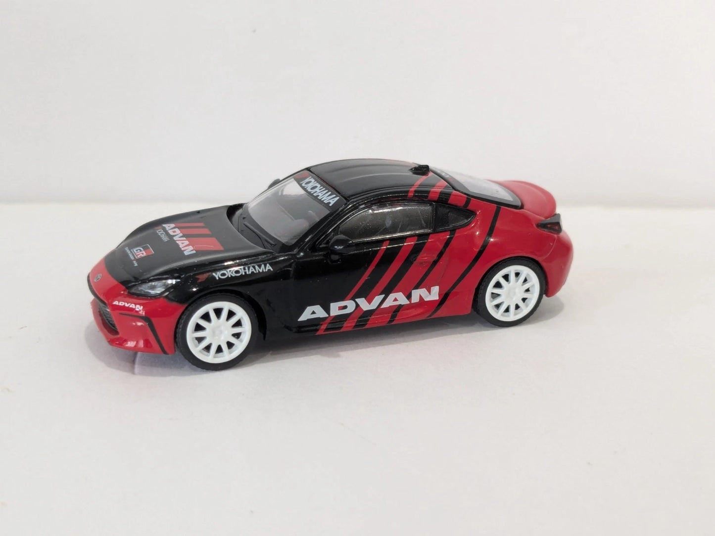 op Race GR86 S5-04 1:64 Scale