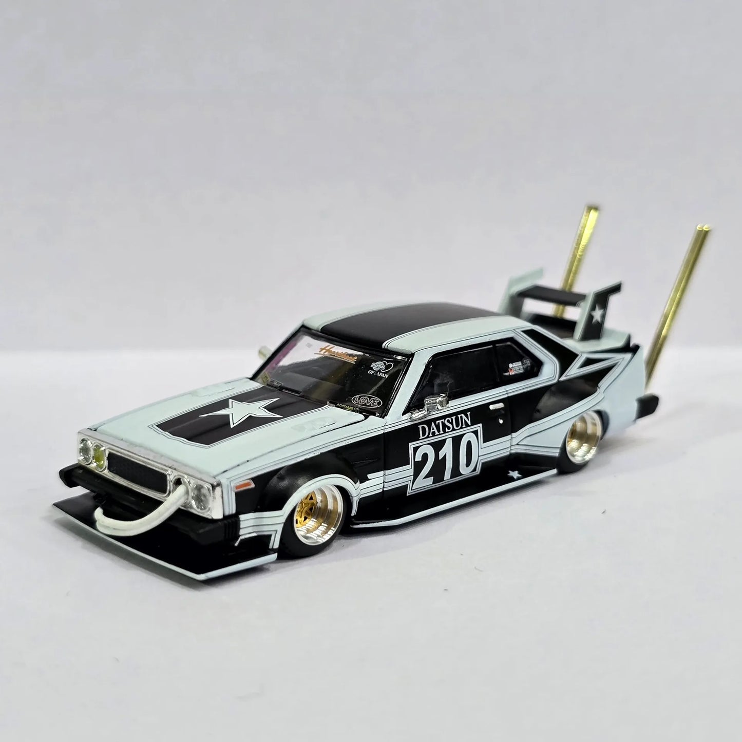 POP RACE S9-04 SKYLINE C2IO BOSOZOKU STYLE 1:64 SCALE DIECASTMODEL
