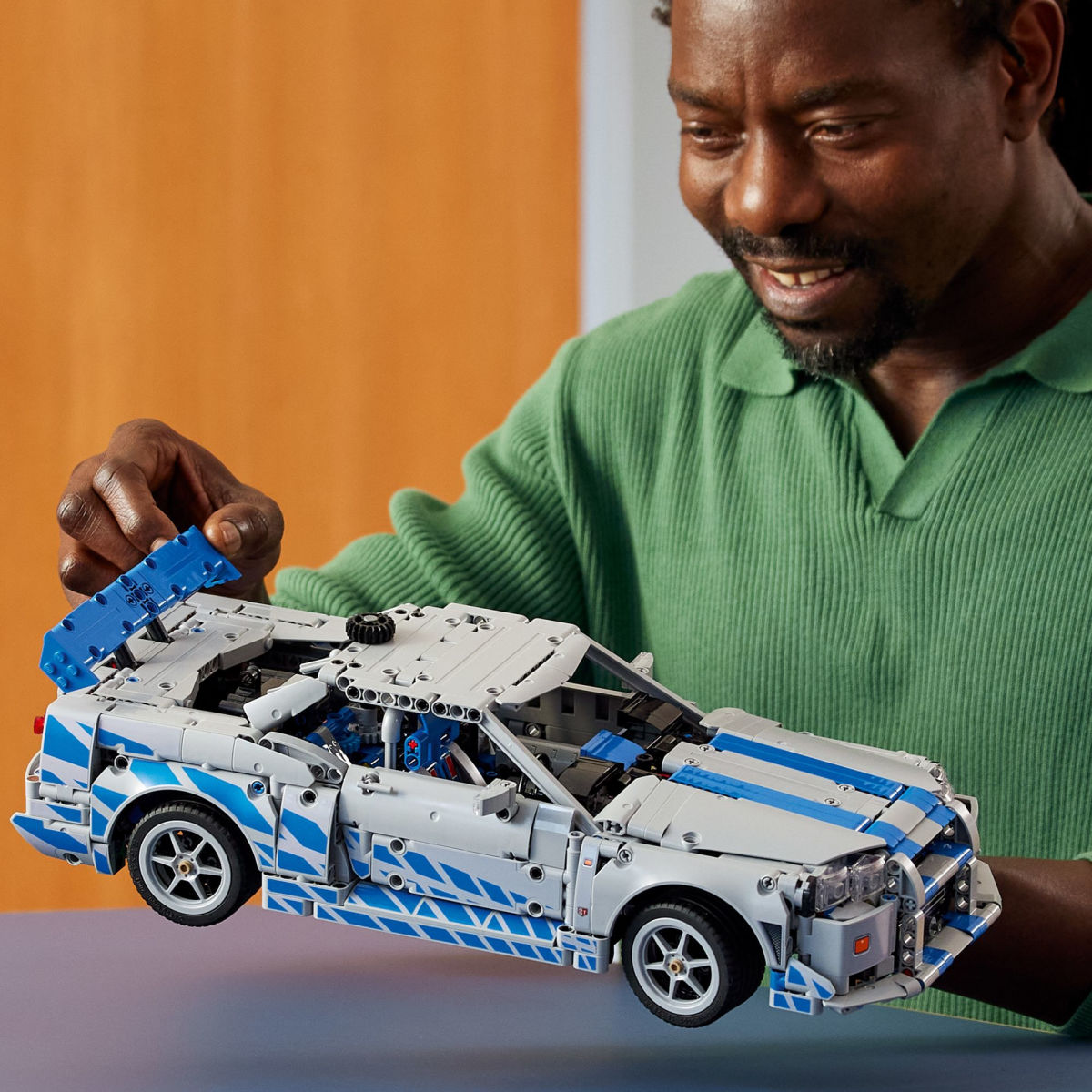 LEGO Technic 2 Fast 2 Furious Nissan Skyline GT-R  42210