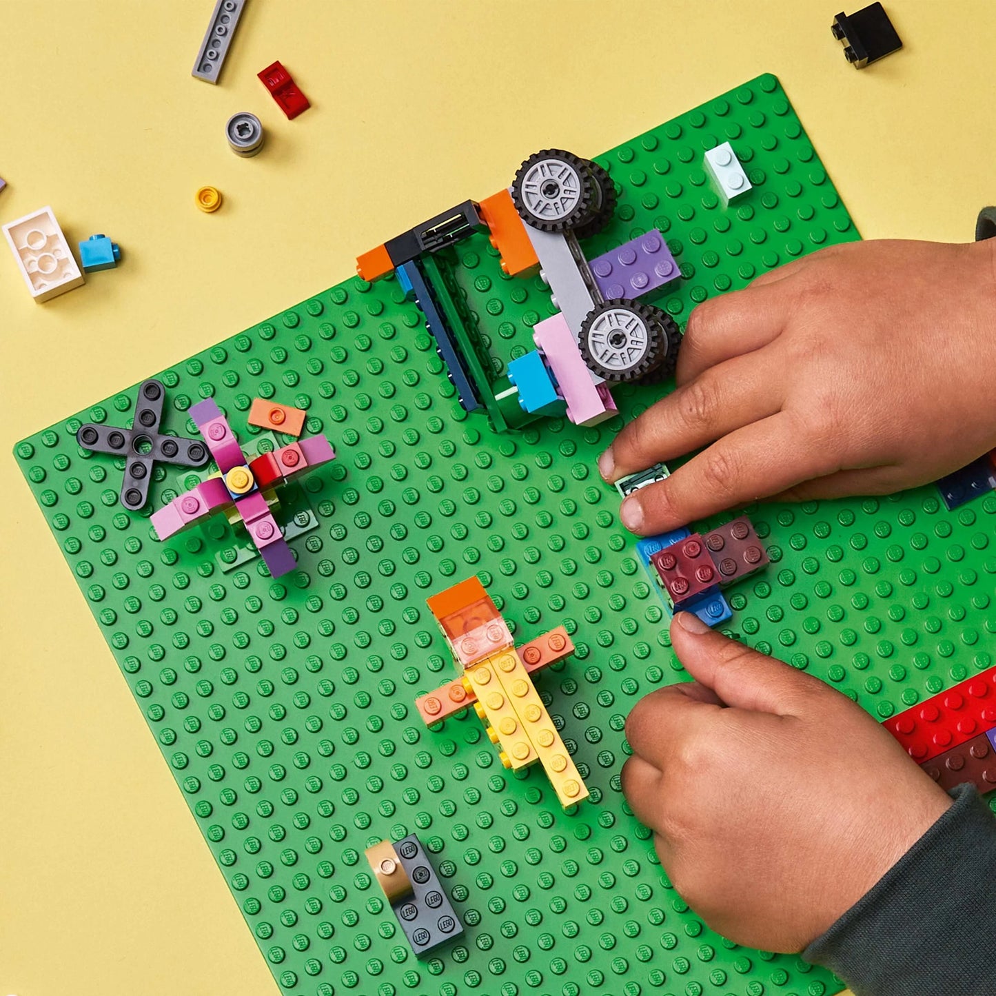 Classic Green Baseplate 11023 Building Kit for Kids (1 Piece)