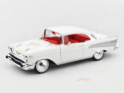 Maisto 1957 Chevrolet Bel Air Coupe White 1:18 Diecast Model Car
