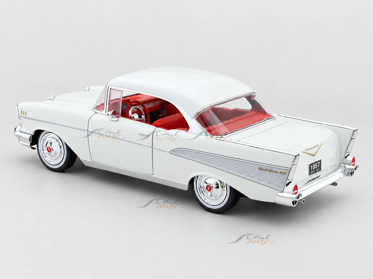 Maisto 1957 Chevrolet Bel Air Coupe White 1:18 Diecast Model Car