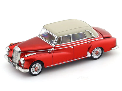 1959 Mercedes-Benz 300D red 1:64 GFCC diecast scale model