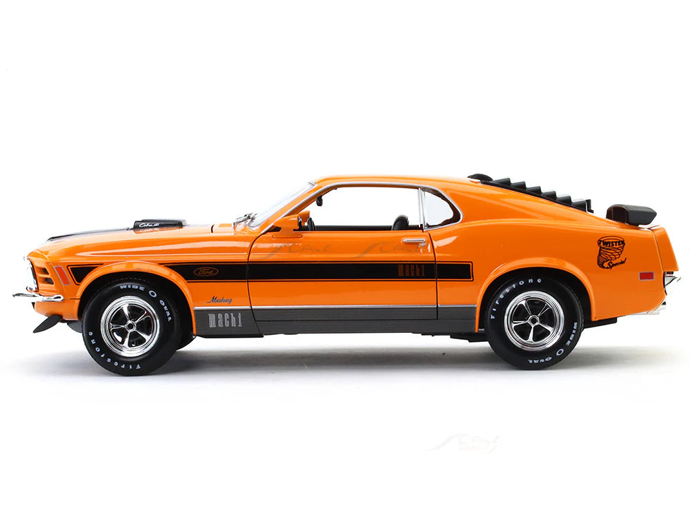 1:18 1970 Ford Mustang Mach 1 orange
