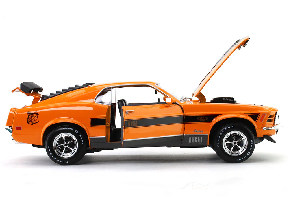 1:18 1970 Ford Mustang Mach 1 orange
