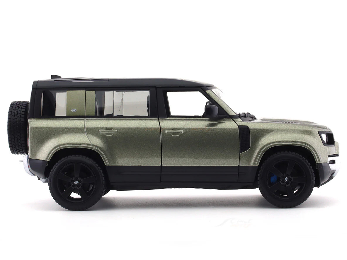 1:24 2022 Land Rover Defender 110 green