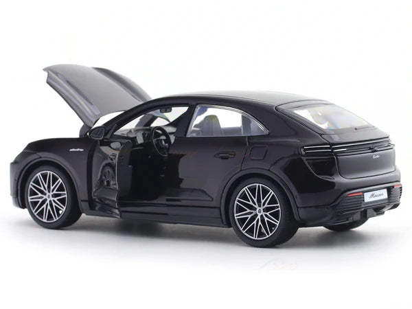 burago 1/24 Porsche Macan Turbo Electric