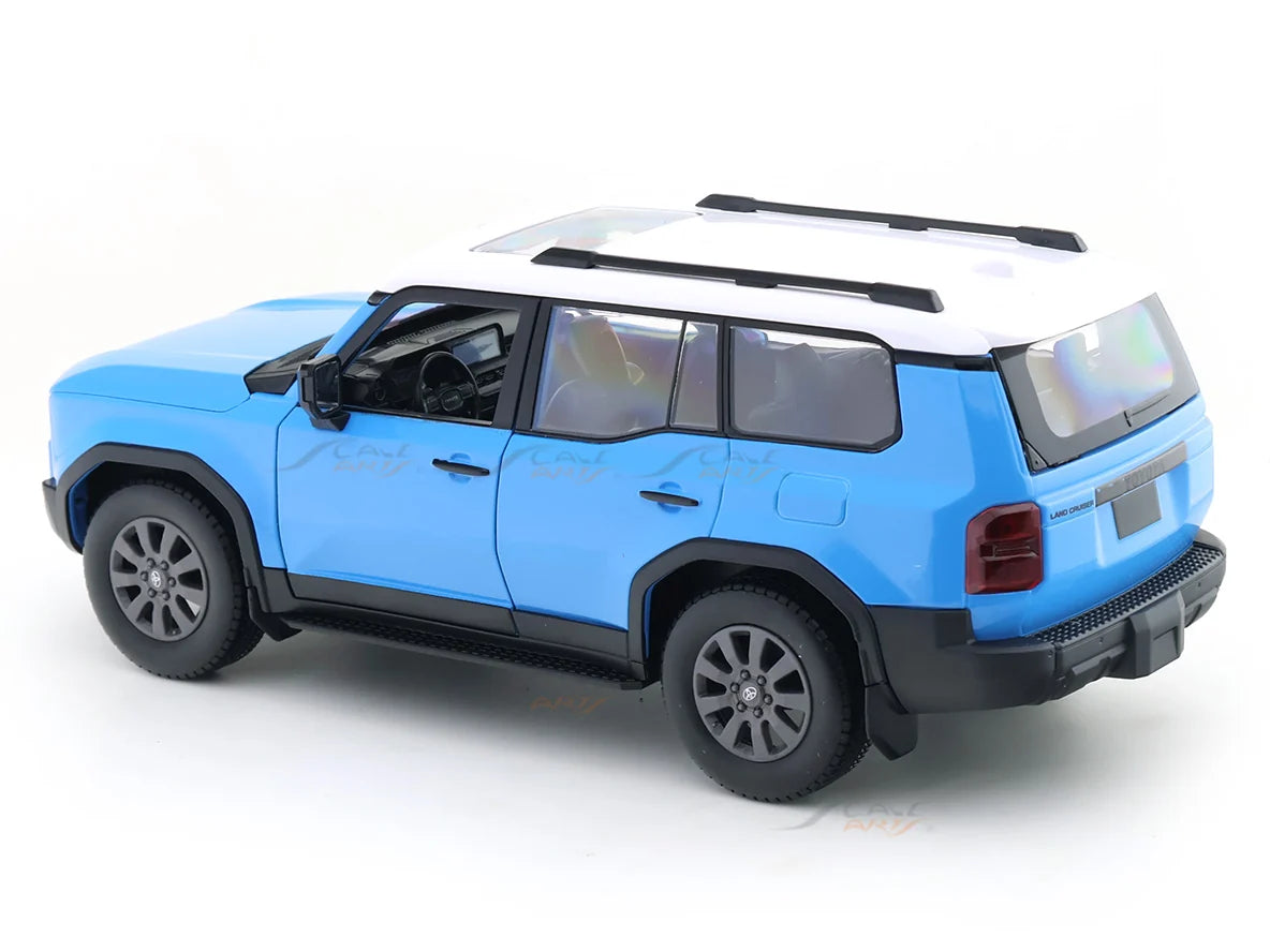 Maisto 2024 Toyota Land Cruiser Blue 1:24 Diecast Model Car