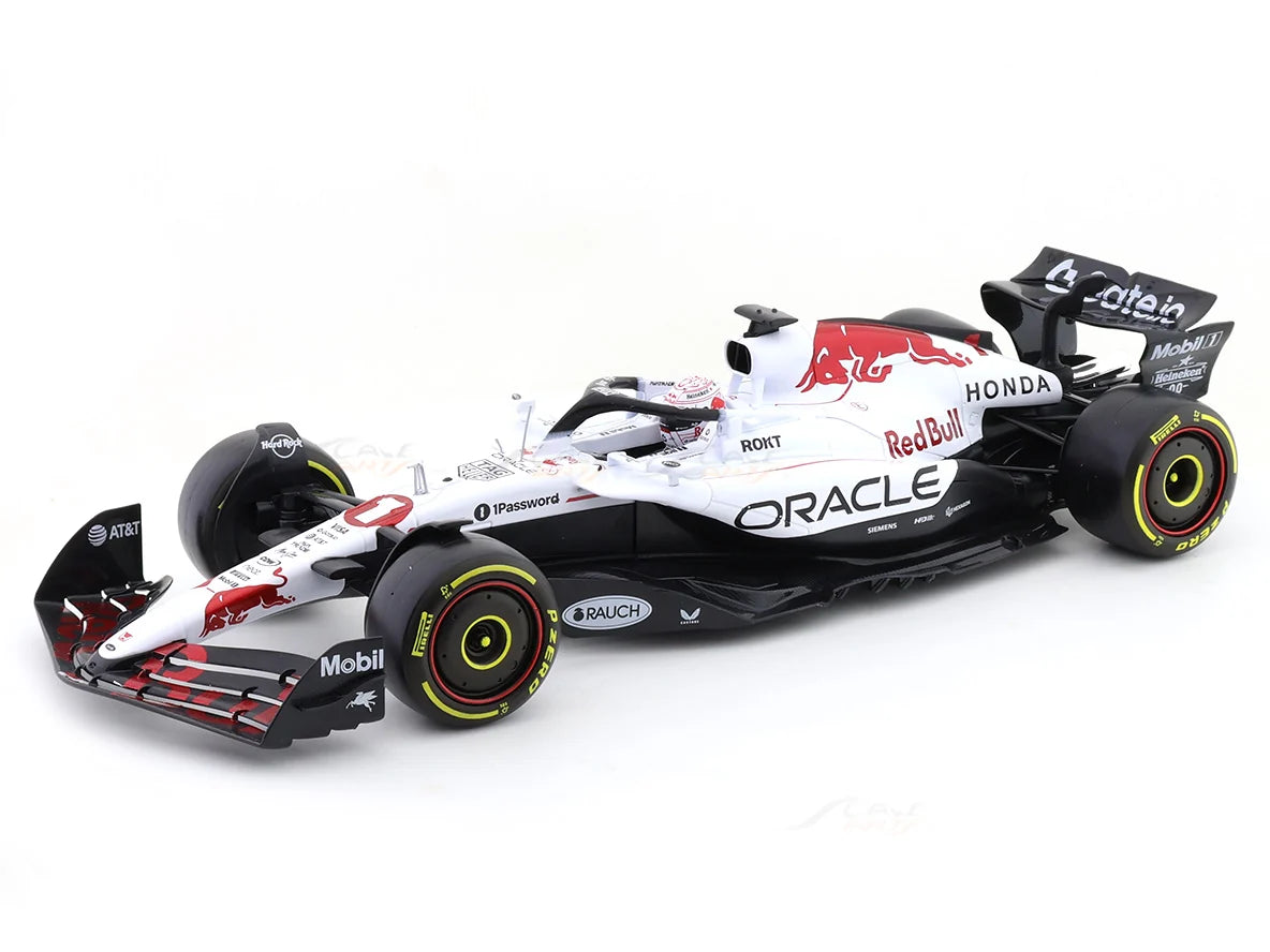 Bburago 2025 Red Bull Racing RB21 Max Verstappen #1 1:18 F1 Diecast Model