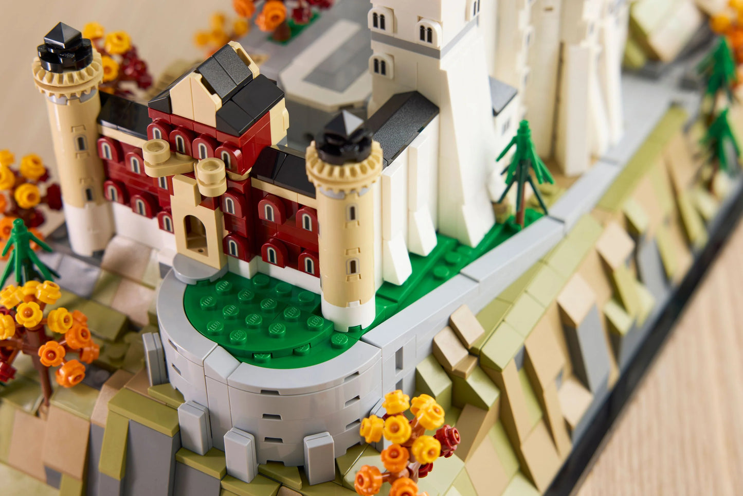 Architecture Neuschwanstein Castle Collectible for Adults 21063 Building Kit
