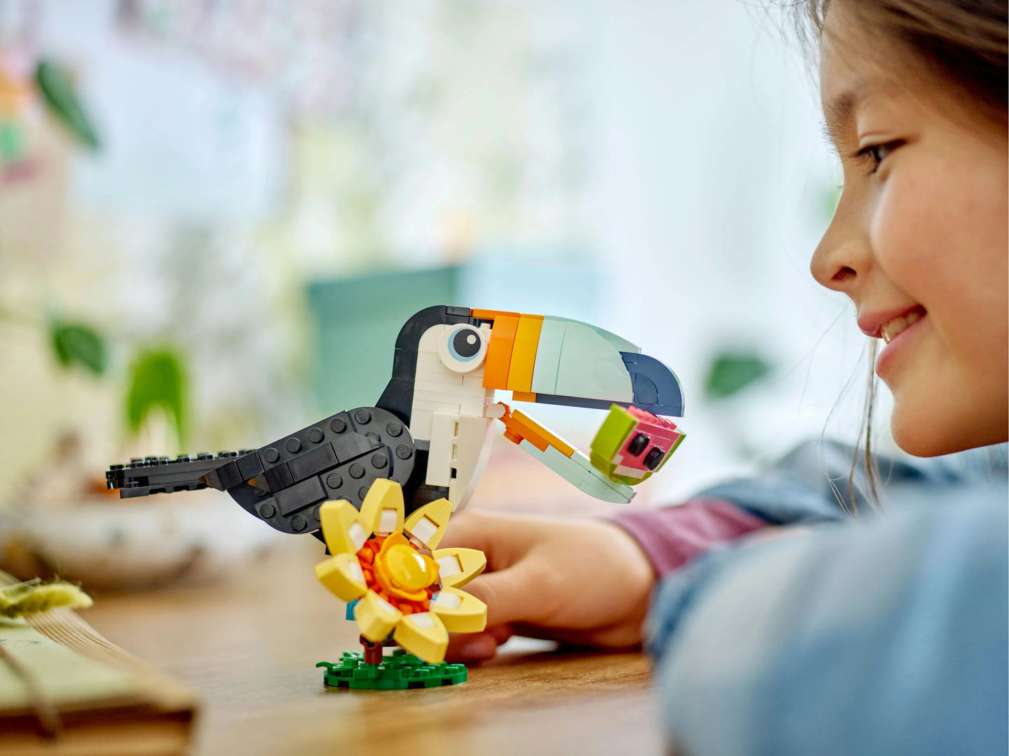Creator 3in1 Wild Animals: Tropical Toucan Figure 31173 Building Kit