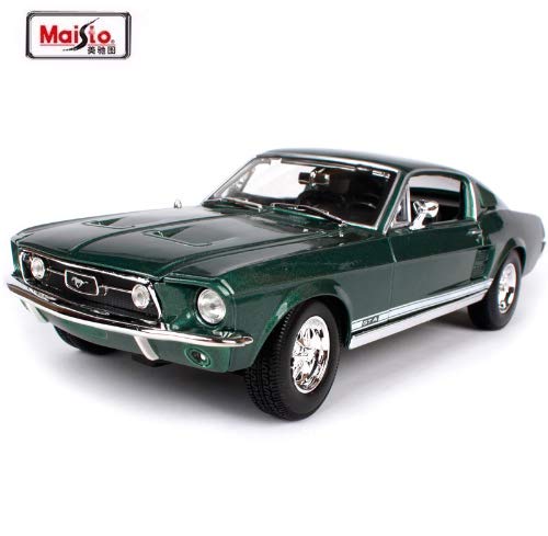 Maisto 1/18 1967  Ford Mustang GTA Fastback Green