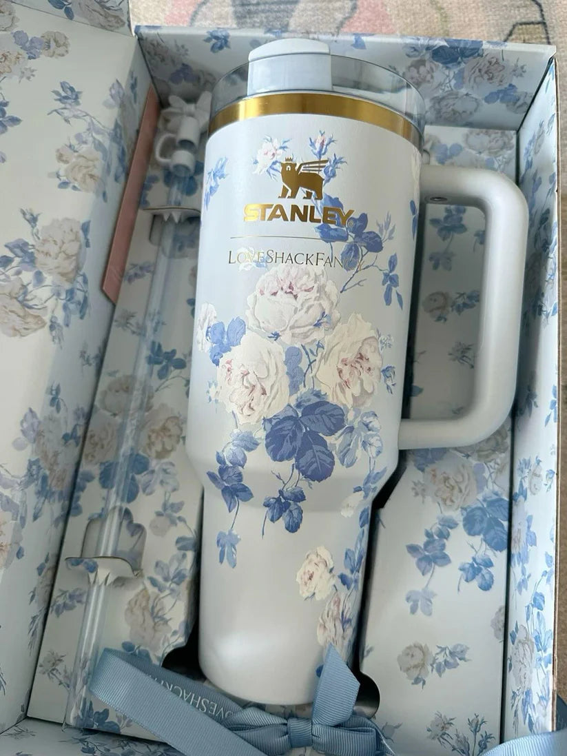 THE STANLEY X LOVESHACKFANCY HOLIDAY QUENCHER | 40 OZ