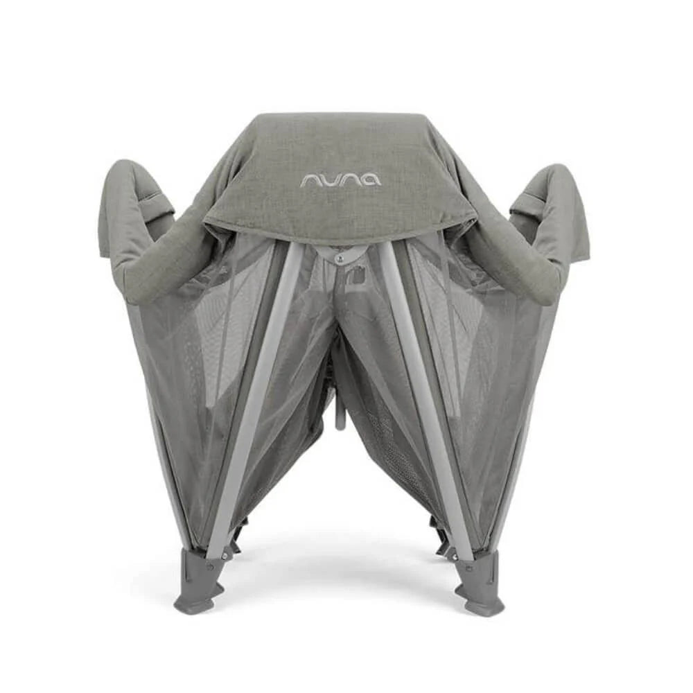 Nuna Sena Aire Zipper Foldable Bassinet