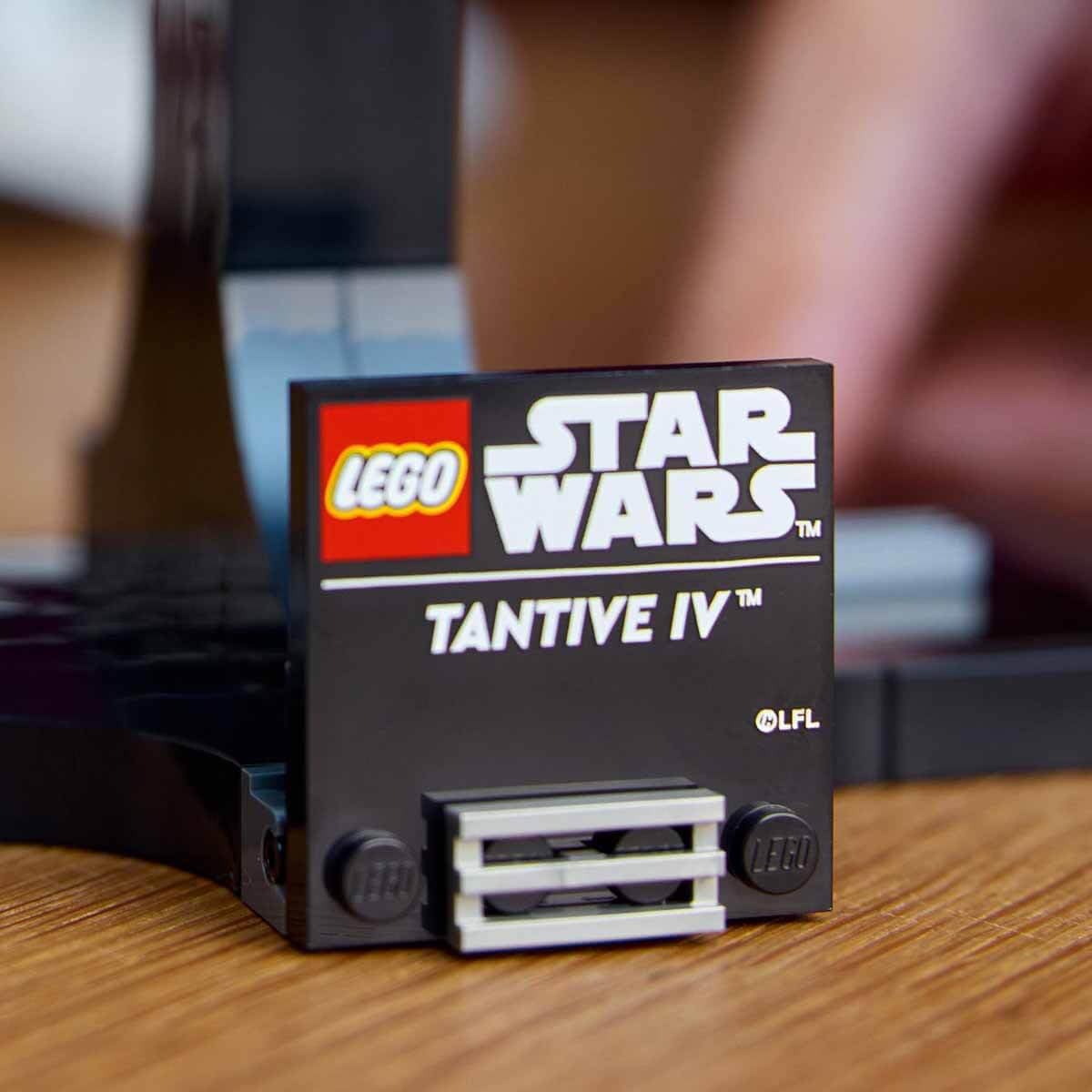 LEGO Star Wars Tantive IV Building Set 75376 (654 Pieces)