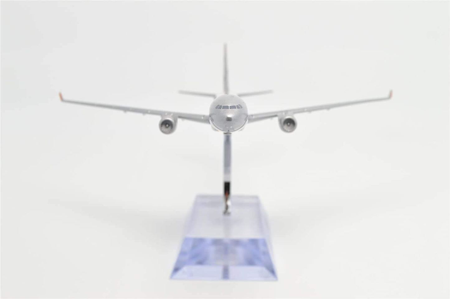 Diecast Aeroplane Scale Model , 16CM (1:400) ,Jet Star