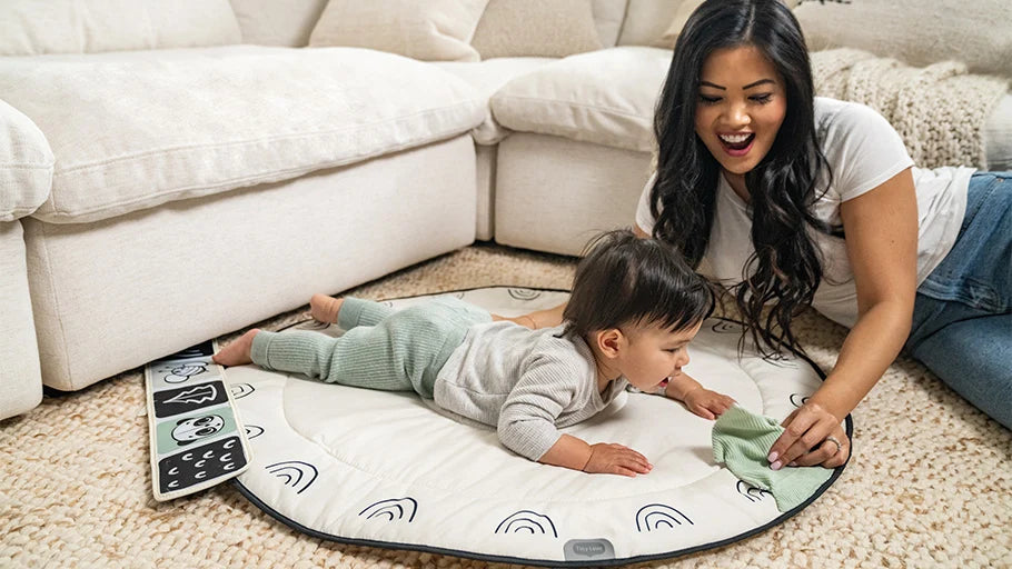 Tiny Love Black & White Décor Developmental Gymini Baby Play Gym